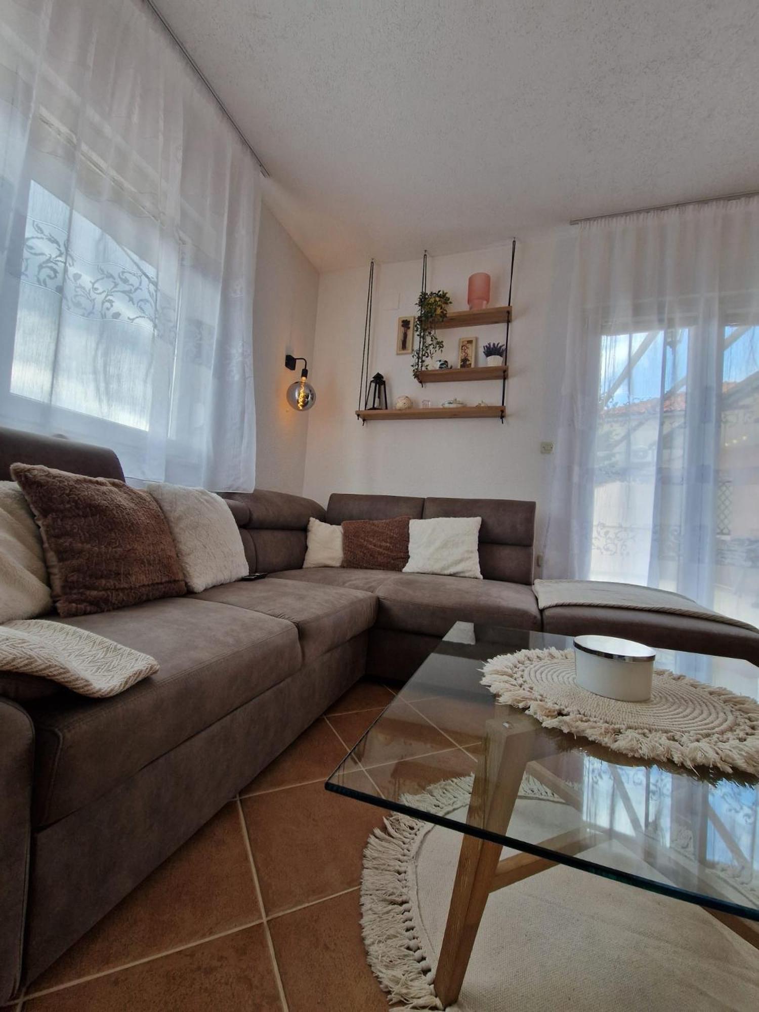 Village Apartment Zagvozd Exterior photo